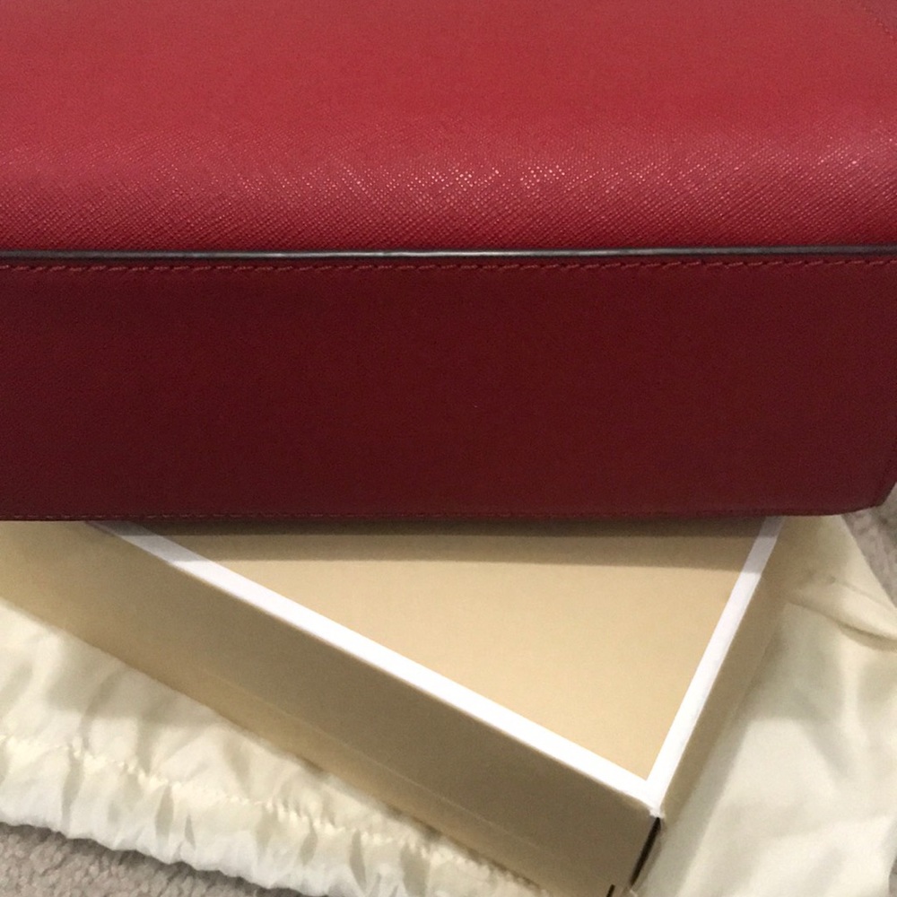NWOT Red Michael Kors Selma bag cross body - Picture 7 of 8